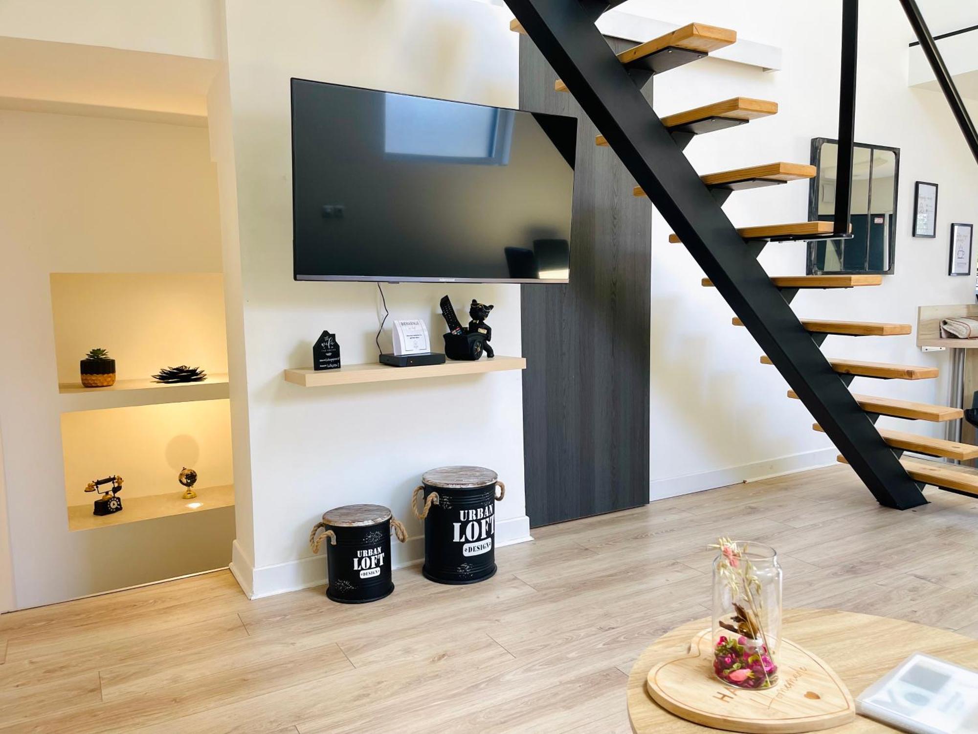 Loft De Charme Avec Parking, Jardin Et Terrasse Villa Saint-Pryvé-Saint-Mesmin Eksteriør bilde